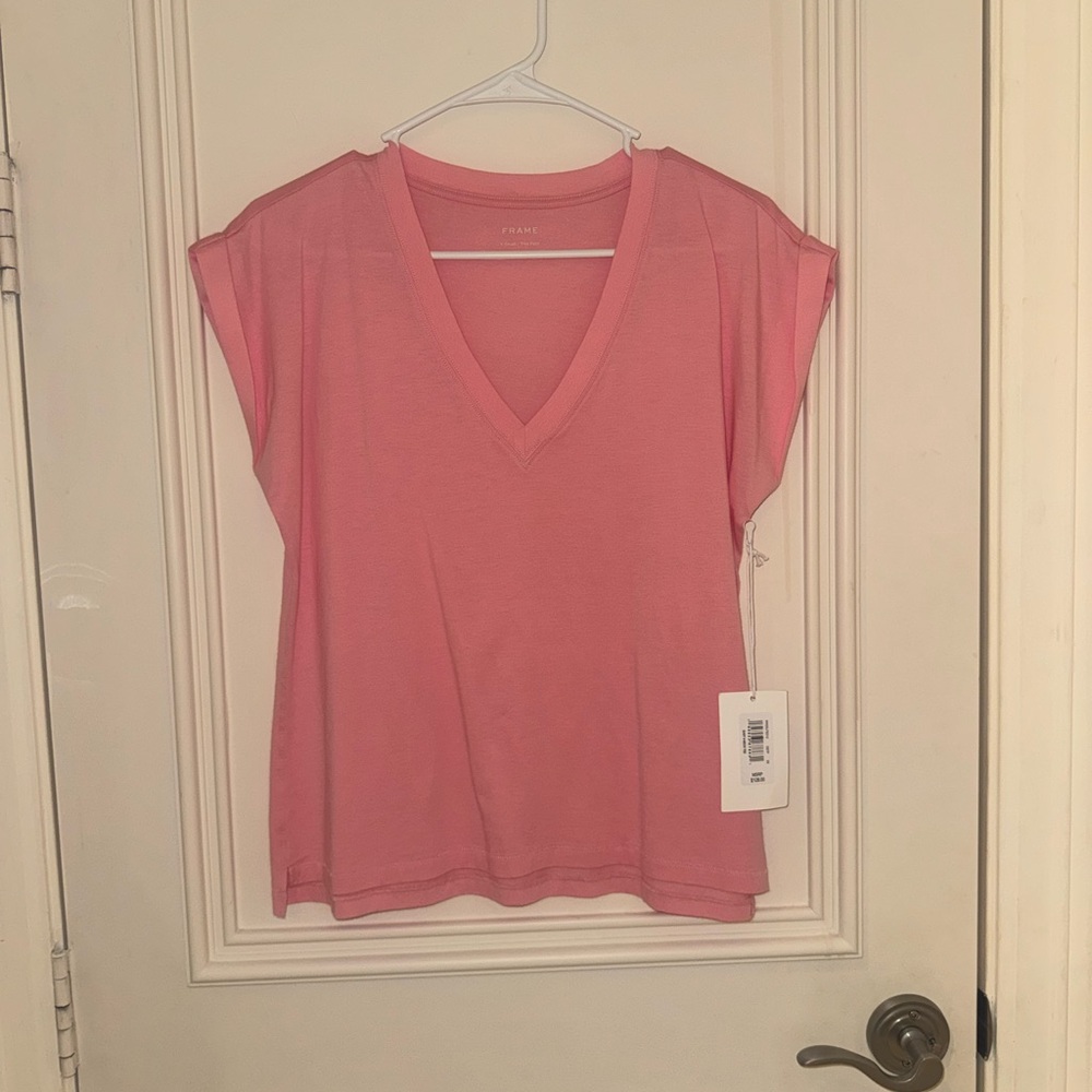 Frame Easy V-Neck Tee NWT